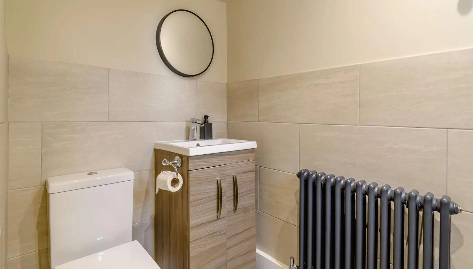 Villa 1 Bed In Scarborough 90911